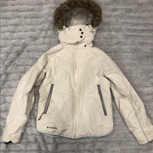 Women’s Small Columbia Off-White Ski Coat